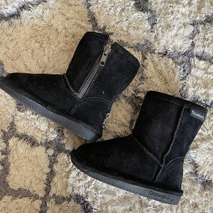 Bearpaw toddler boots size 7 black